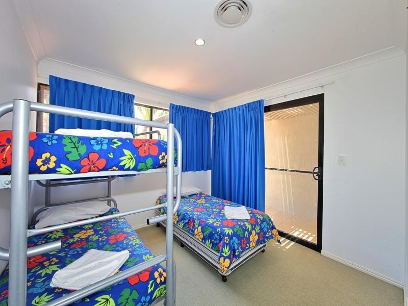 38/1 Pebble Beach Dr, Coral Cove QLD 4670