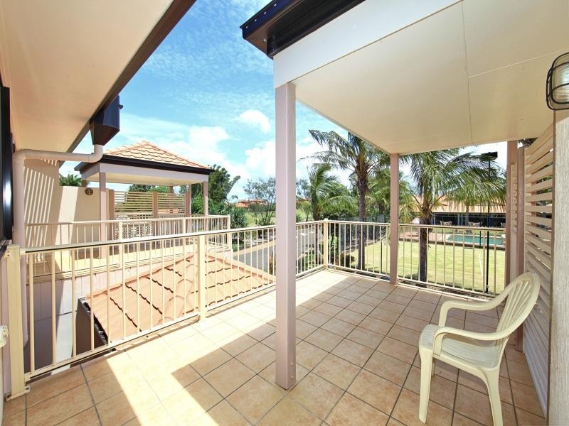 38/1 Pebble Beach Dr, Coral Cove QLD 4670