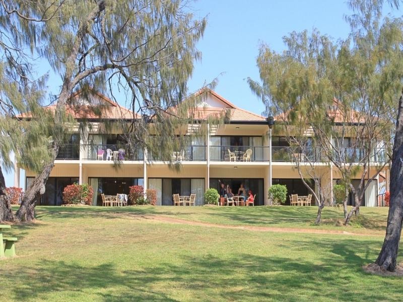 37/1 Pebble Beach Dr, Coral Cove QLD 4670