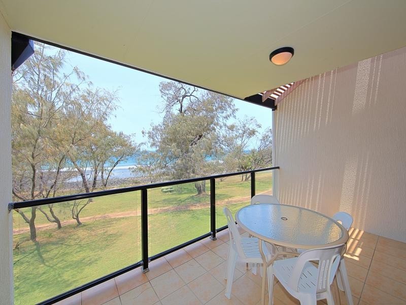 37/1 Pebble Beach Dr, Coral Cove QLD 4670