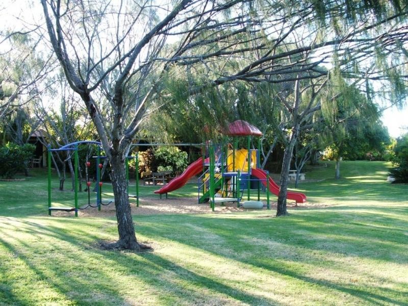 37/1 Pebble Beach Dr, Coral Cove QLD 4670