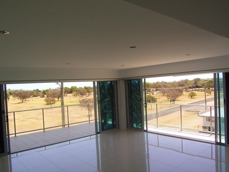 1-6/11 McCavanagh St, Bargara QLD 4670