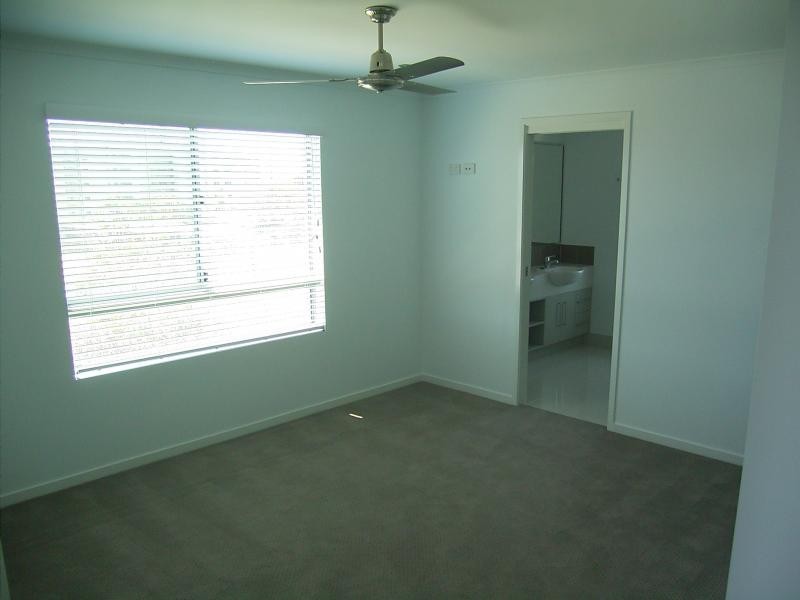 1-6/11 McCavanagh St, Bargara QLD 4670