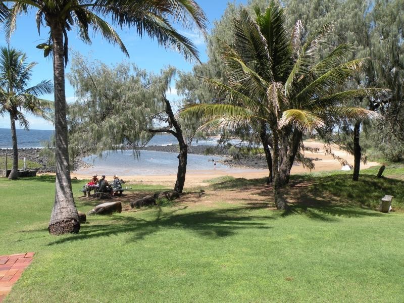 10a and 10b/104 Miller St, Bargara QLD 4670