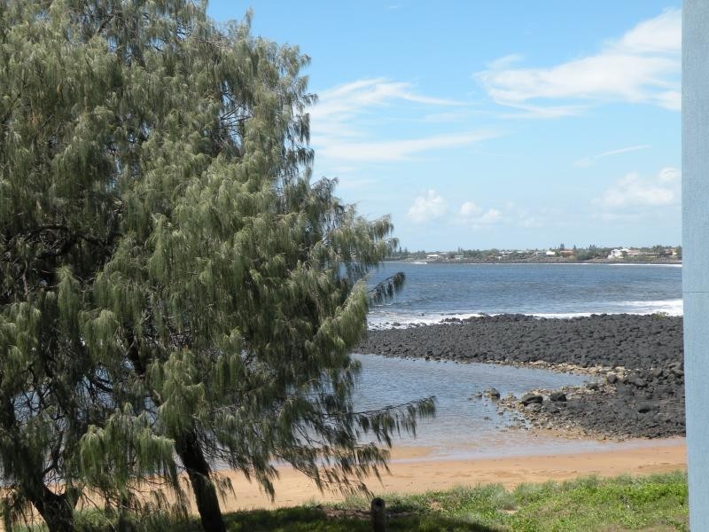 10a and 10b/104 Miller St, Bargara QLD 4670