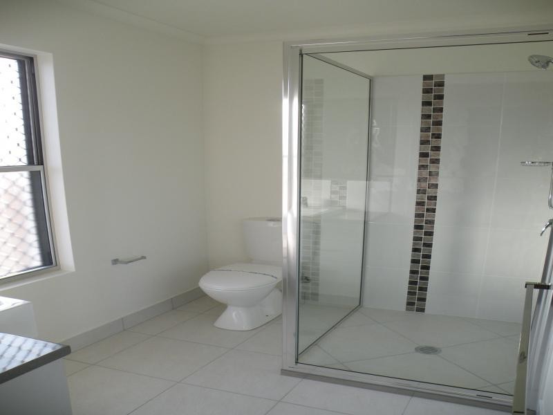 1, 5, 7 and 8/6-8 McDougall St, Bargara QLD 4670