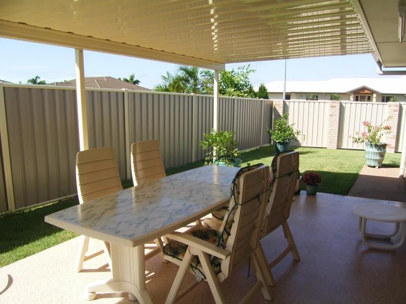 1/3 Balaam Dr, Kalkie QLD 4670