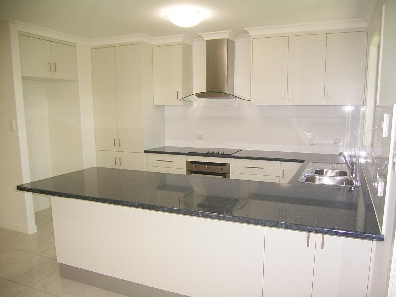 1/3 Balaam Dr, Kalkie QLD 4670