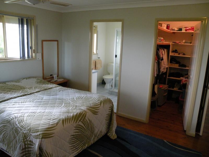 10 Grotherr St, Qunaba QLD 4670