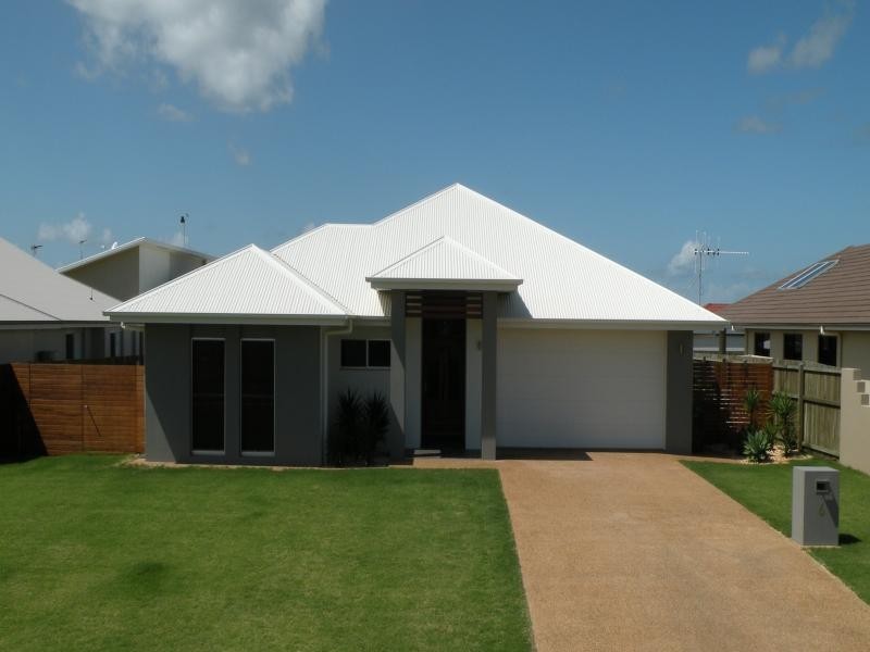 6  Chantilly St, Bargara QLD 4670