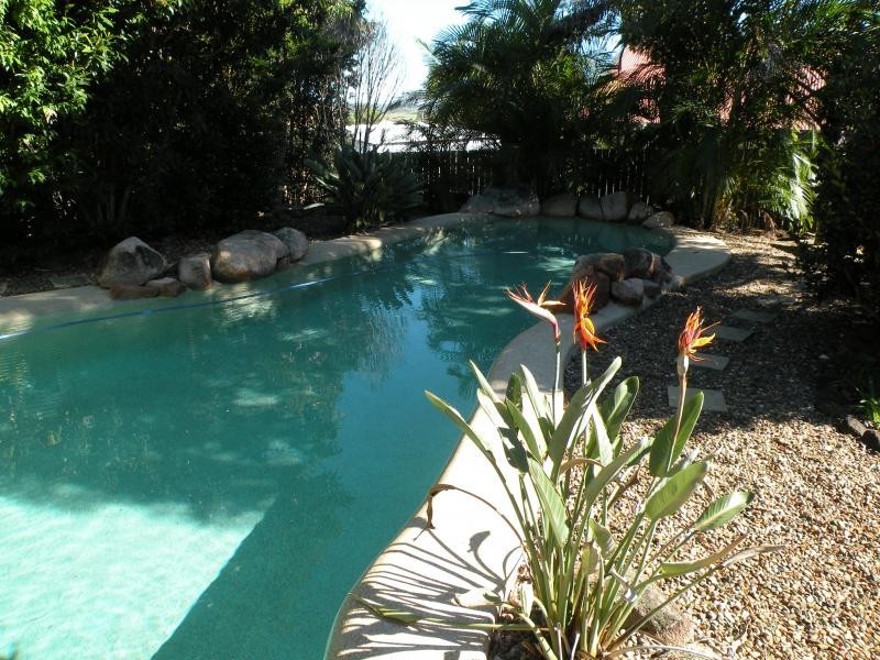 19 Linden Cres, Qunaba QLD 4670