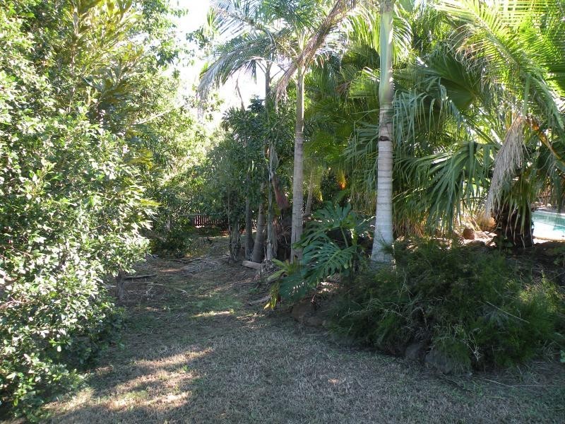 19 Linden Cres, Qunaba QLD 4670