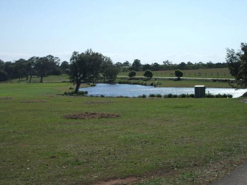 27 Coral Cove Dr, Coral Cove QLD 4670