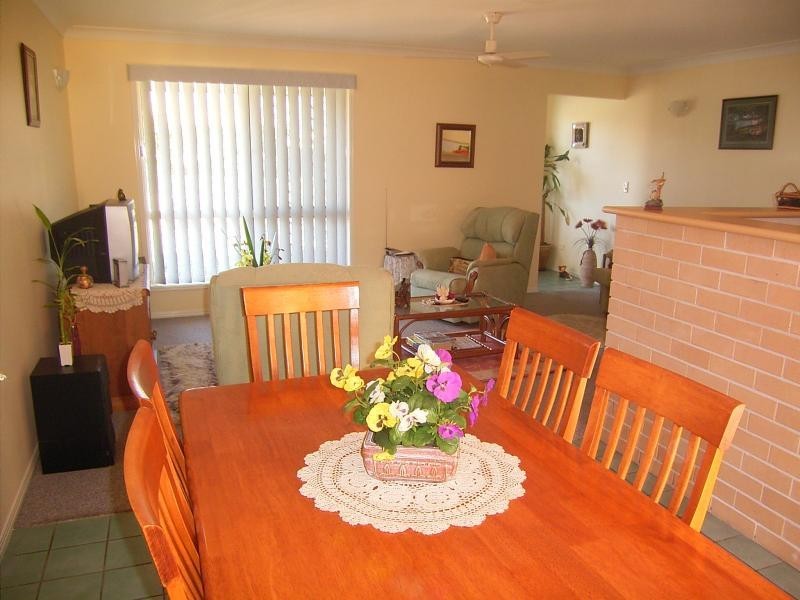 7 Shoreline Cres, Bargara QLD 4670