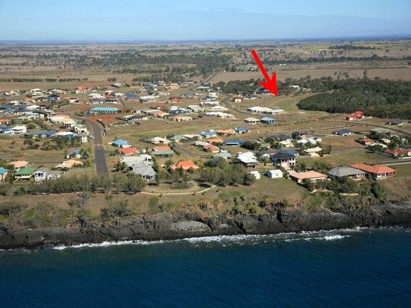 9 Betty Close, Coral Cove QLD 4670