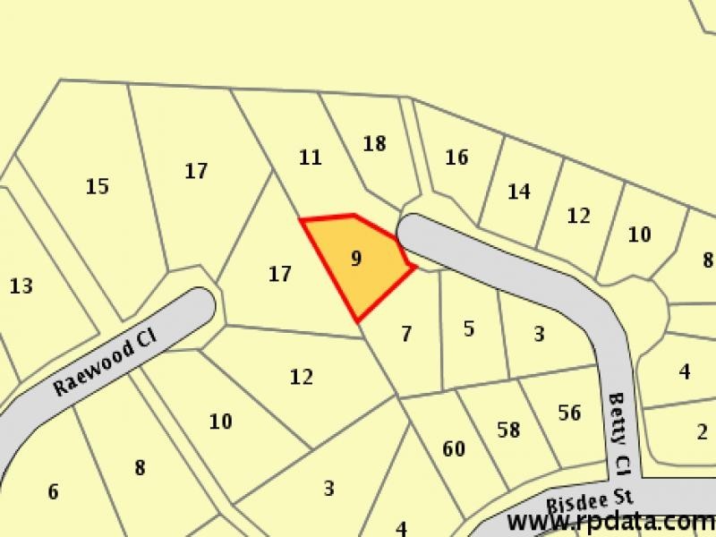 9 Betty Close, Coral Cove QLD 4670