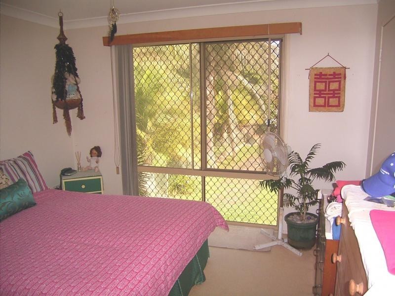 6 Powers Street, Burnett Heads QLD 4670
