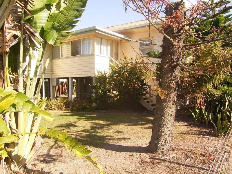 27 Holland Street, Bargara QLD 4670