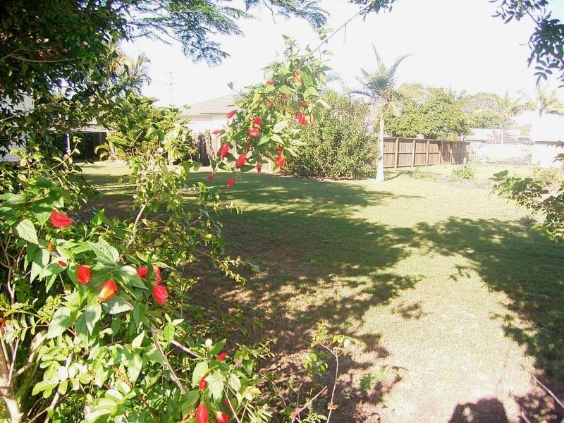 27 Holland Street, Bargara QLD 4670