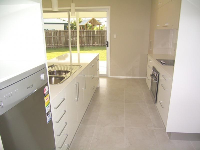 15 Trinity Close, Bargara QLD 4670