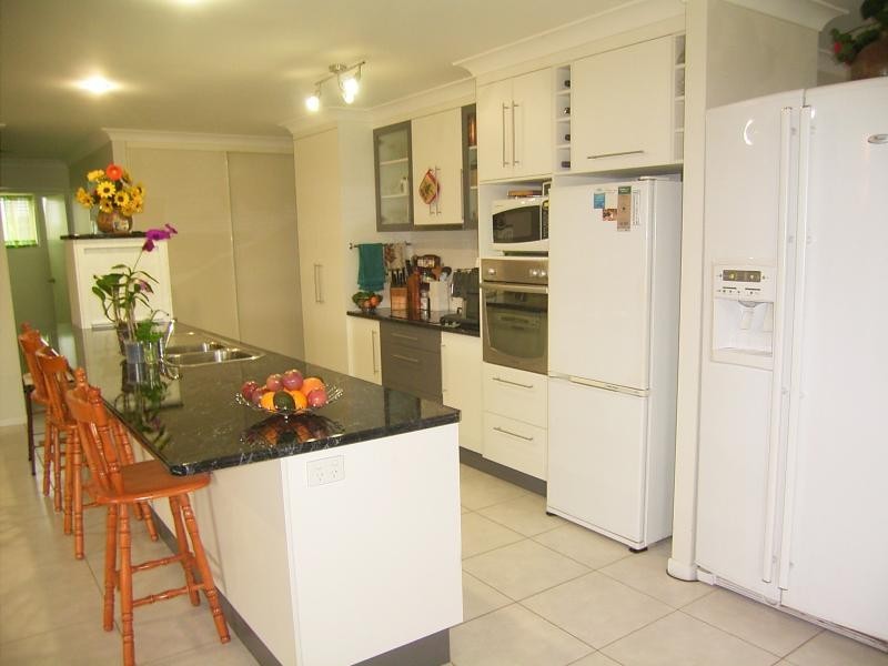 20 Neptune Street, Burnett Heads QLD 4670