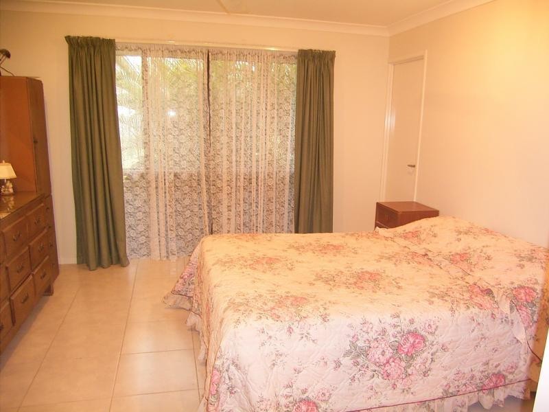 20 Neptune Street, Burnett Heads QLD 4670