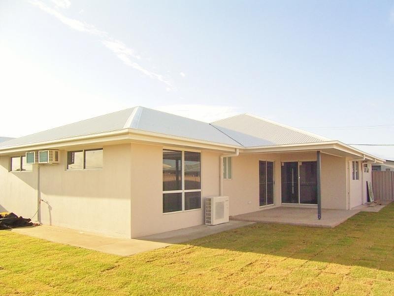 Manna St, Blackwater QLD 4717