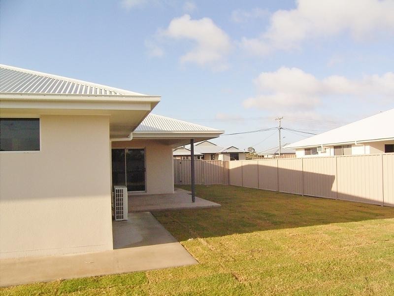 Manna St, Blackwater QLD 4717