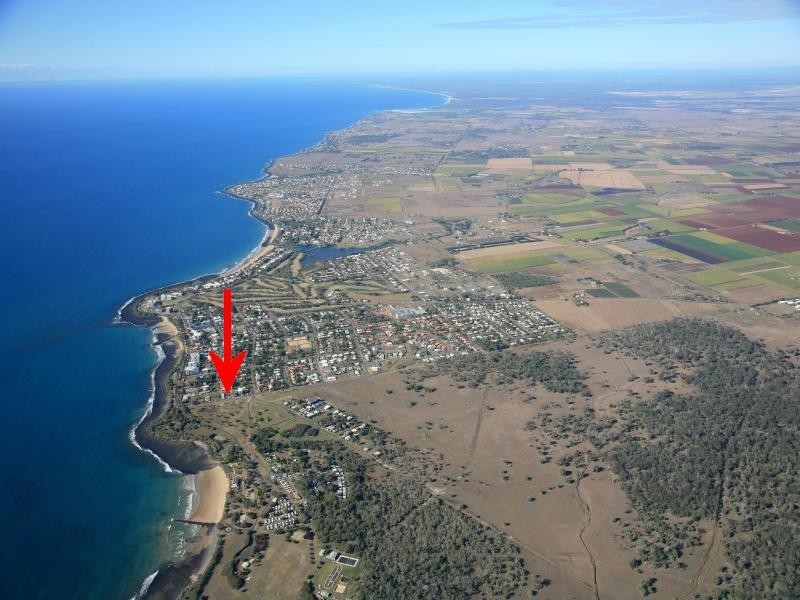 9 McCavanagh St, Bargara QLD 4670