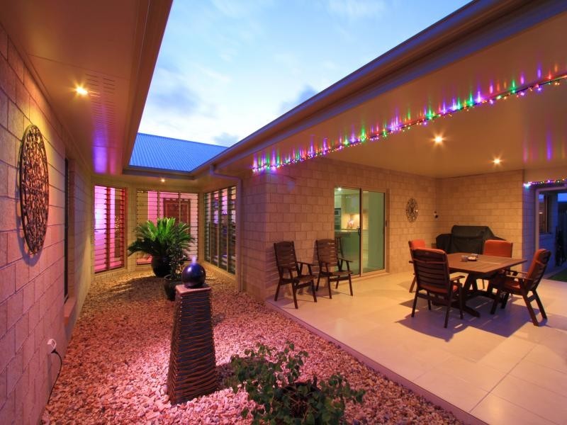 6 Baker Finch Dr, Bargara QLD 4670