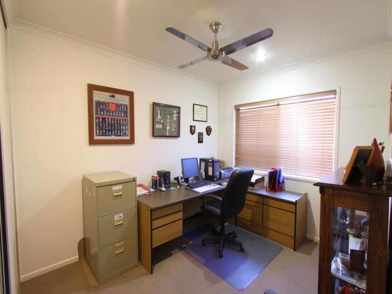 6 Baker Finch Dr, Bargara QLD 4670