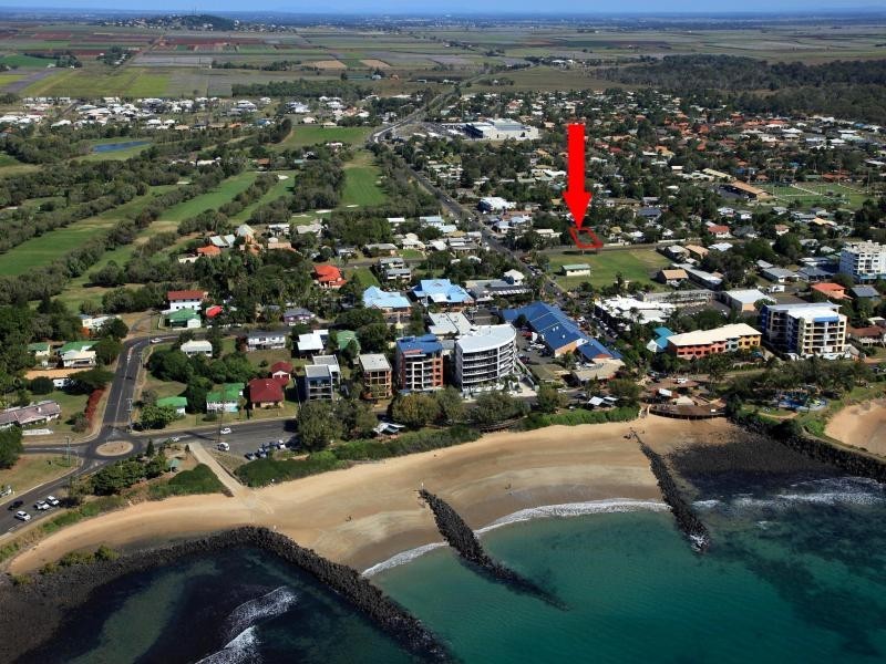 13 Holland St, Bargara QLD 4670