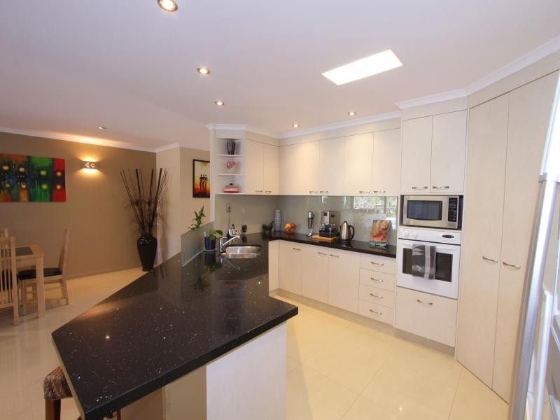 100 Davidson St, Bargara QLD 4670