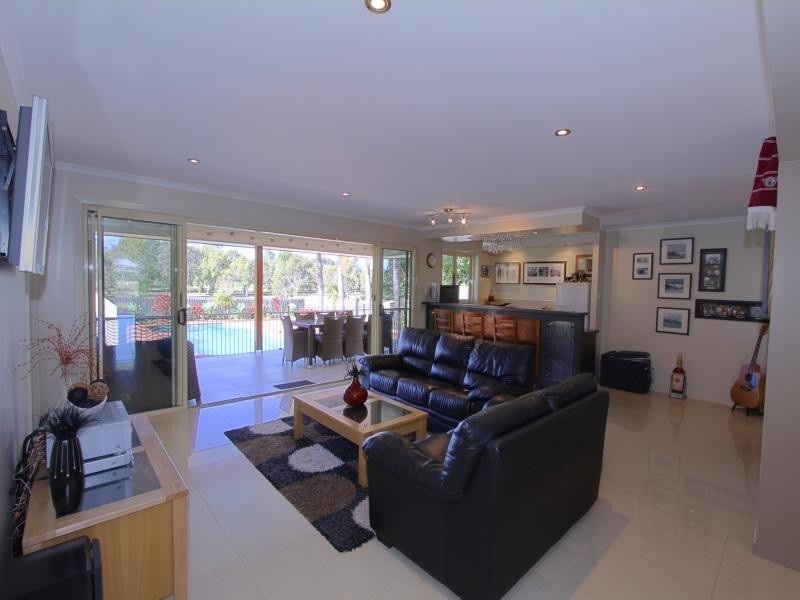 100 Davidson St, Bargara QLD 4670