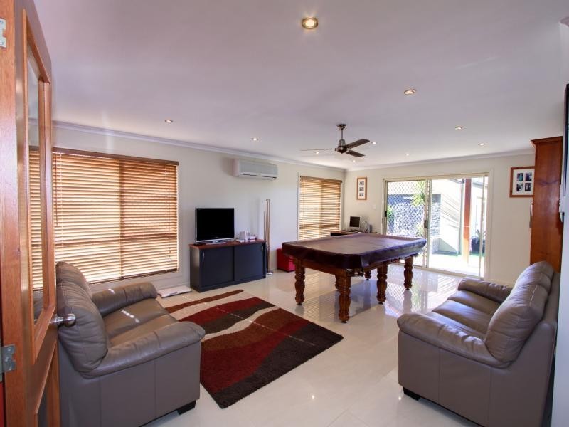 100 Davidson St, Bargara QLD 4670