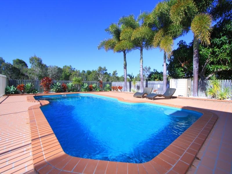 100 Davidson St, Bargara QLD 4670