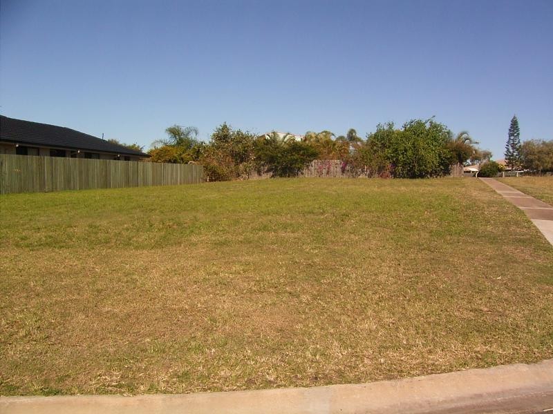 11 Endeavour Ct, Bargara QLD 4670
