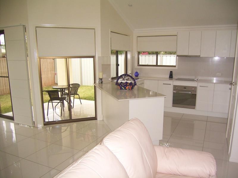 3/179A Bargara Road, Kalkie QLD 4670