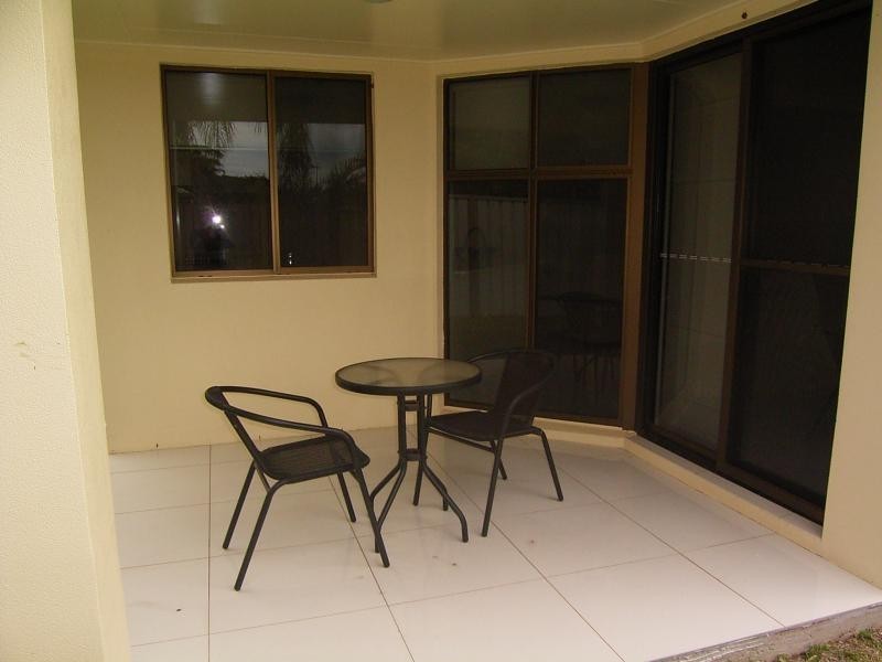 3/179A Bargara Road, Kalkie QLD 4670