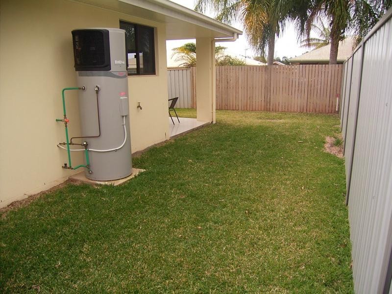 3/179A Bargara Road, Kalkie QLD 4670