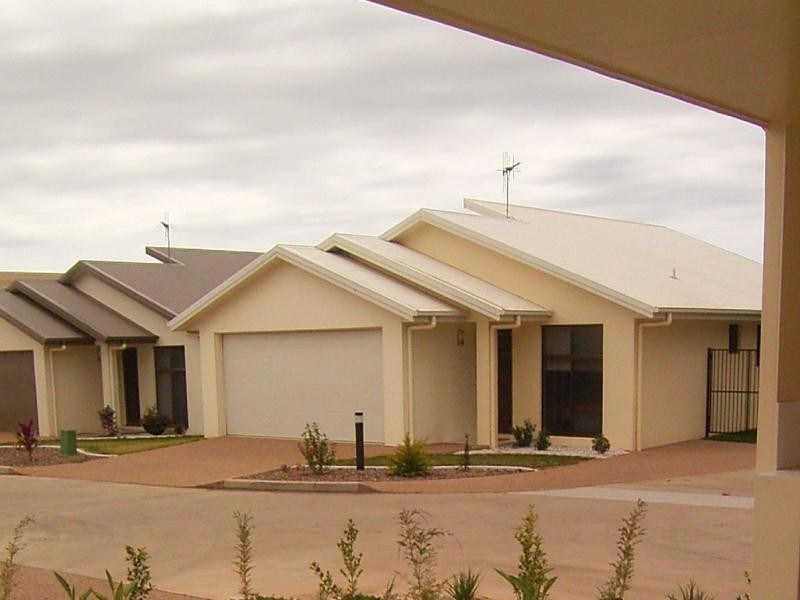 3/179A Bargara Road, Kalkie QLD 4670