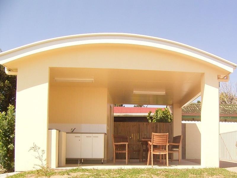 3/179A Bargara Road, Kalkie QLD 4670