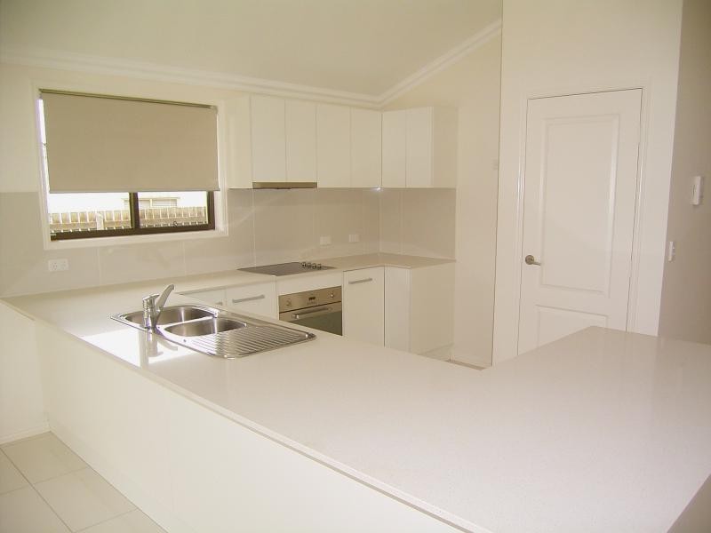 8/179A Bargara Road, Kalkie QLD 4670