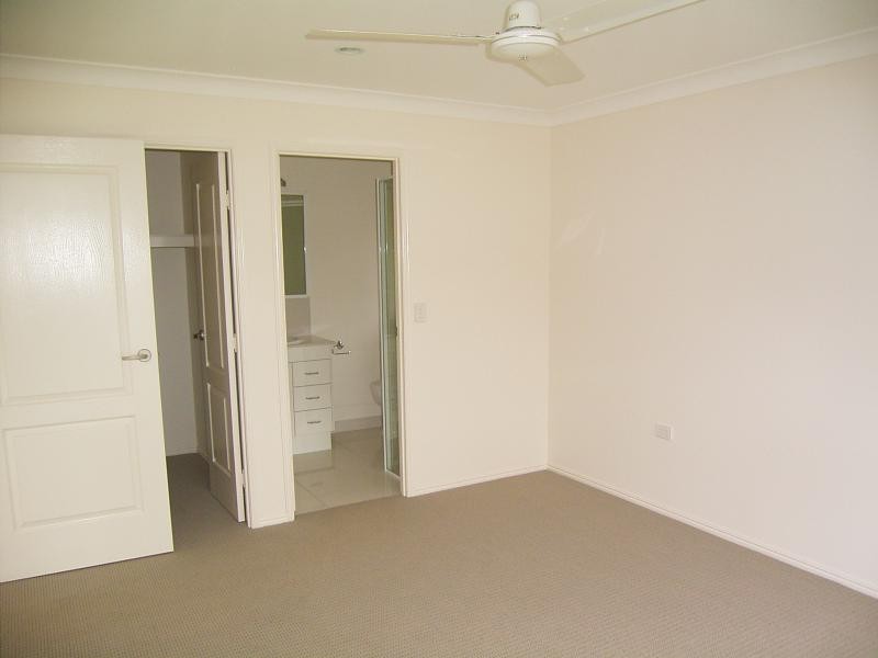 8/179A Bargara Road, Kalkie QLD 4670