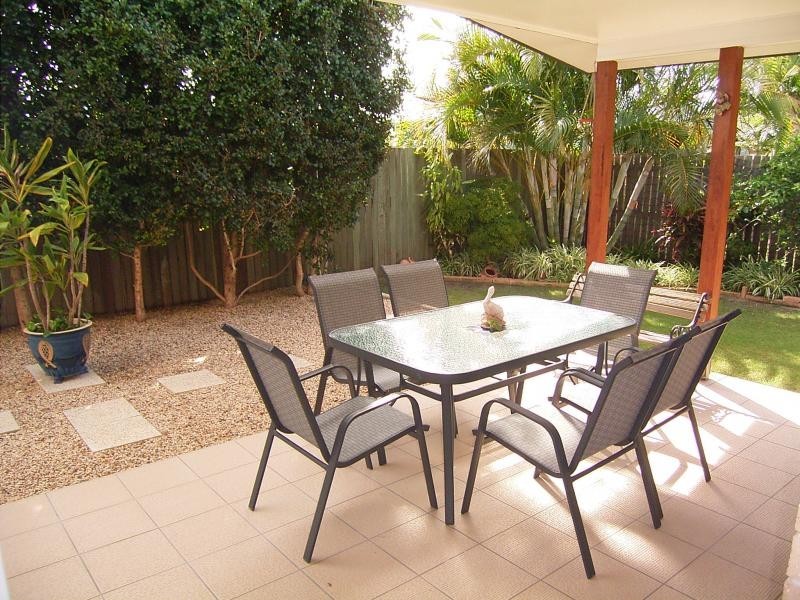 5 Elkington Avenue, Bargara QLD 4670