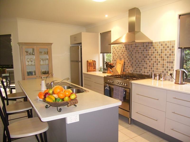 5 Elkington Avenue, Bargara QLD 4670