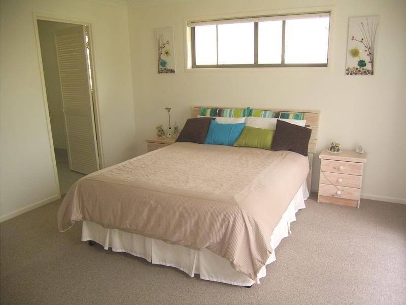 5 Elkington Avenue, Bargara QLD 4670
