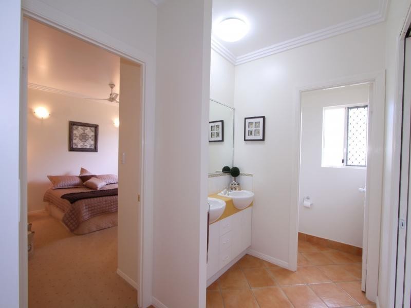 24 Lakeview Drive, Bundaberg North QLD 4670