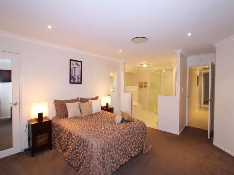 8 Aquarius Dr, Bargara QLD 4670
