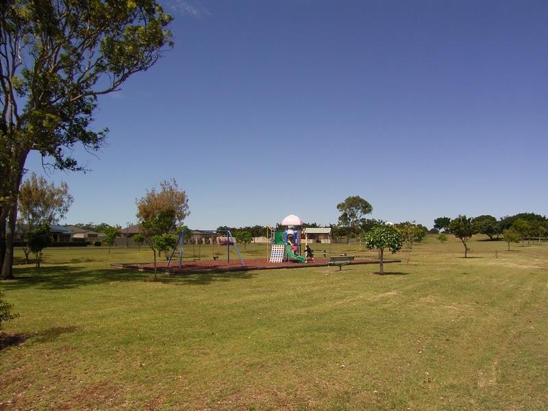 60 Shelley Street, Burnett Heads QLD 4670